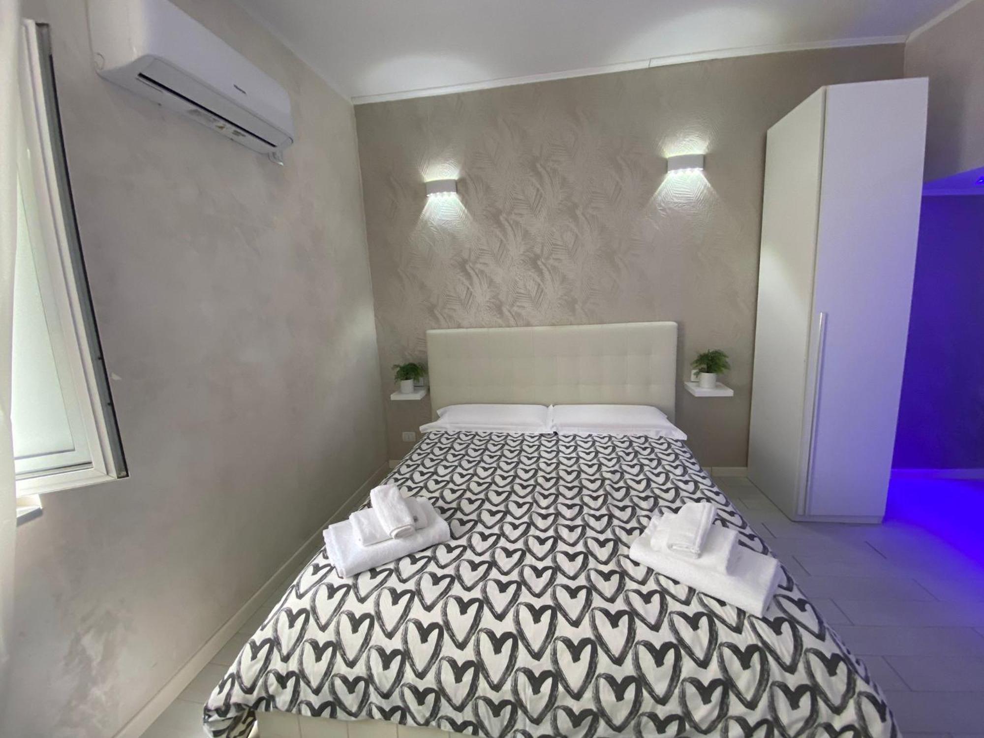 Sogno In Via Dante 336 Bari Exteriér fotografie